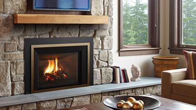 Large gas insert with a traditional log set. The LRI6E has an expansive viewing area and comes with an electronic ignition system,  fan and ceramic glass.